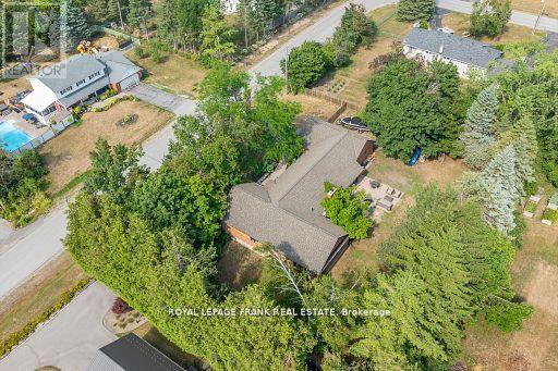 1887 CAMPBELL AVENUE — photo 43