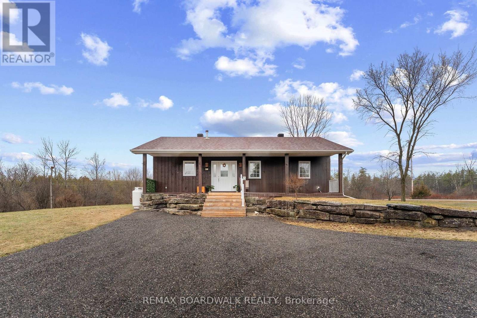 51 BLANCHARDS HILL ROAD, Rideau Lakes, Ontario, K0G1L0 — Photo 2