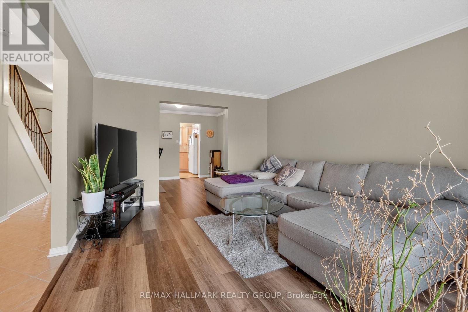 257 - 3310 SOUTHGATE ROAD — photo 6