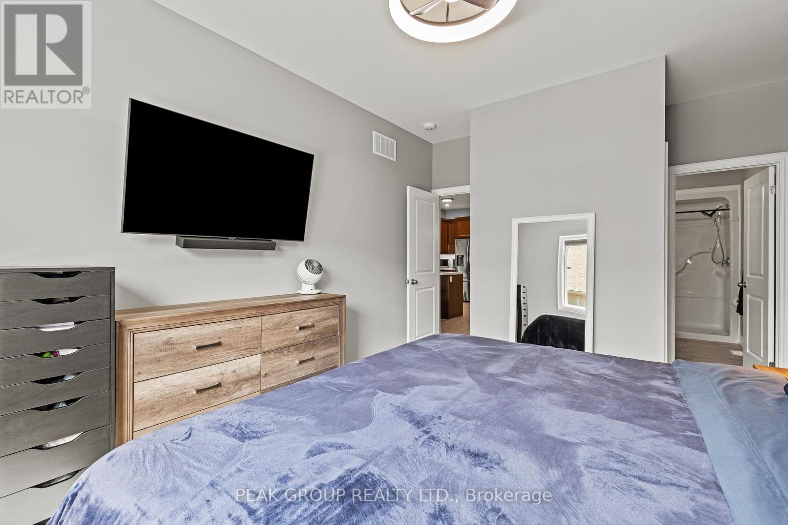 439 WILLIAMS CRESCENT - 14