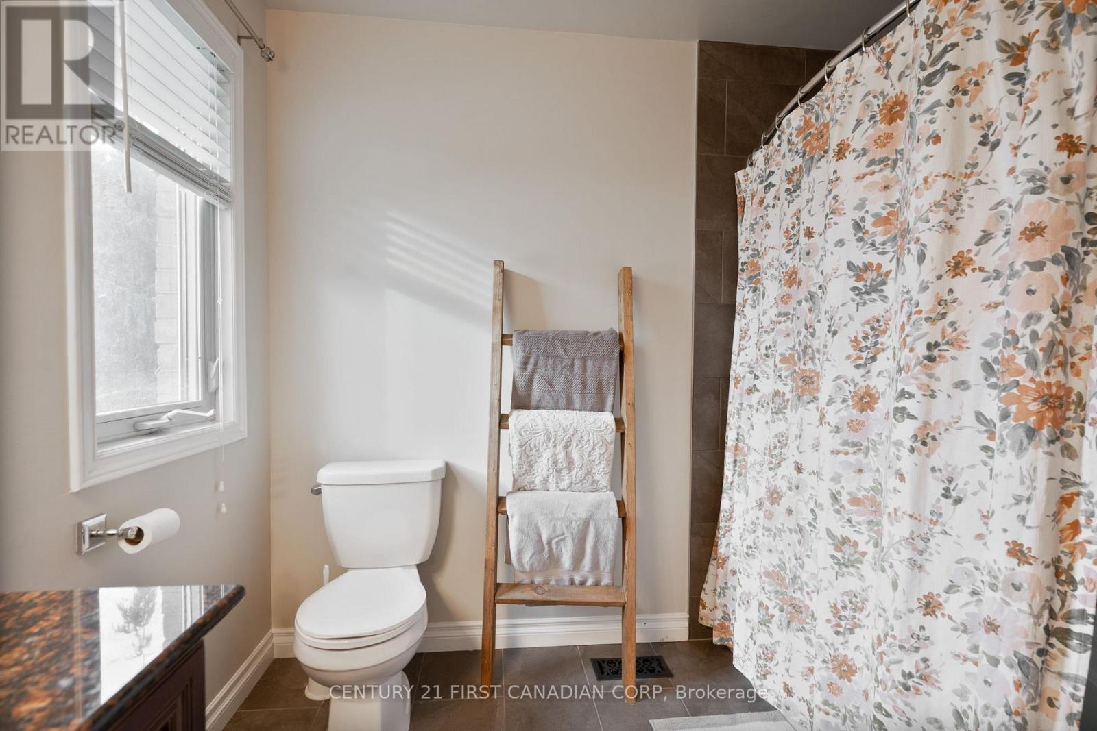 17 ALLISON COURT - 21