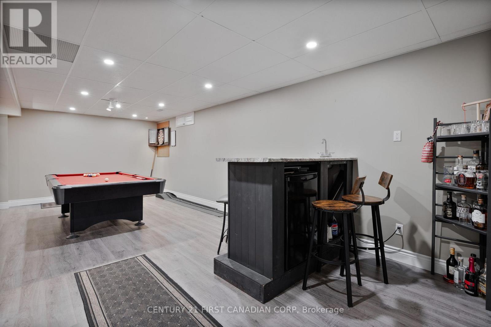 17 ALLISON COURT - 31