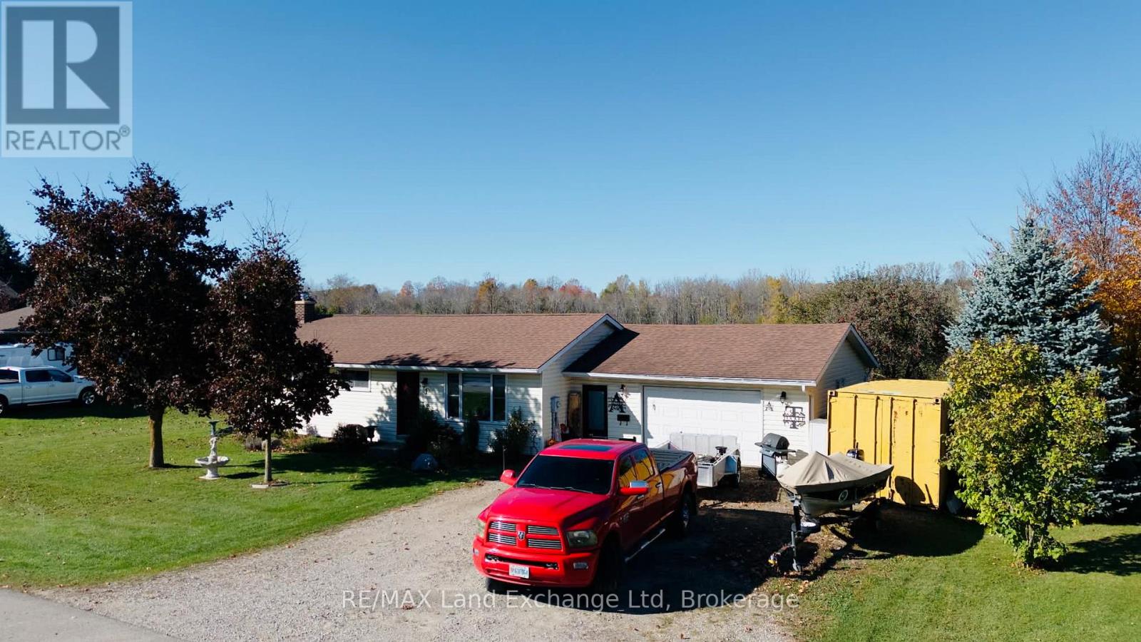 1 JORDAN DRIVE — photo 25