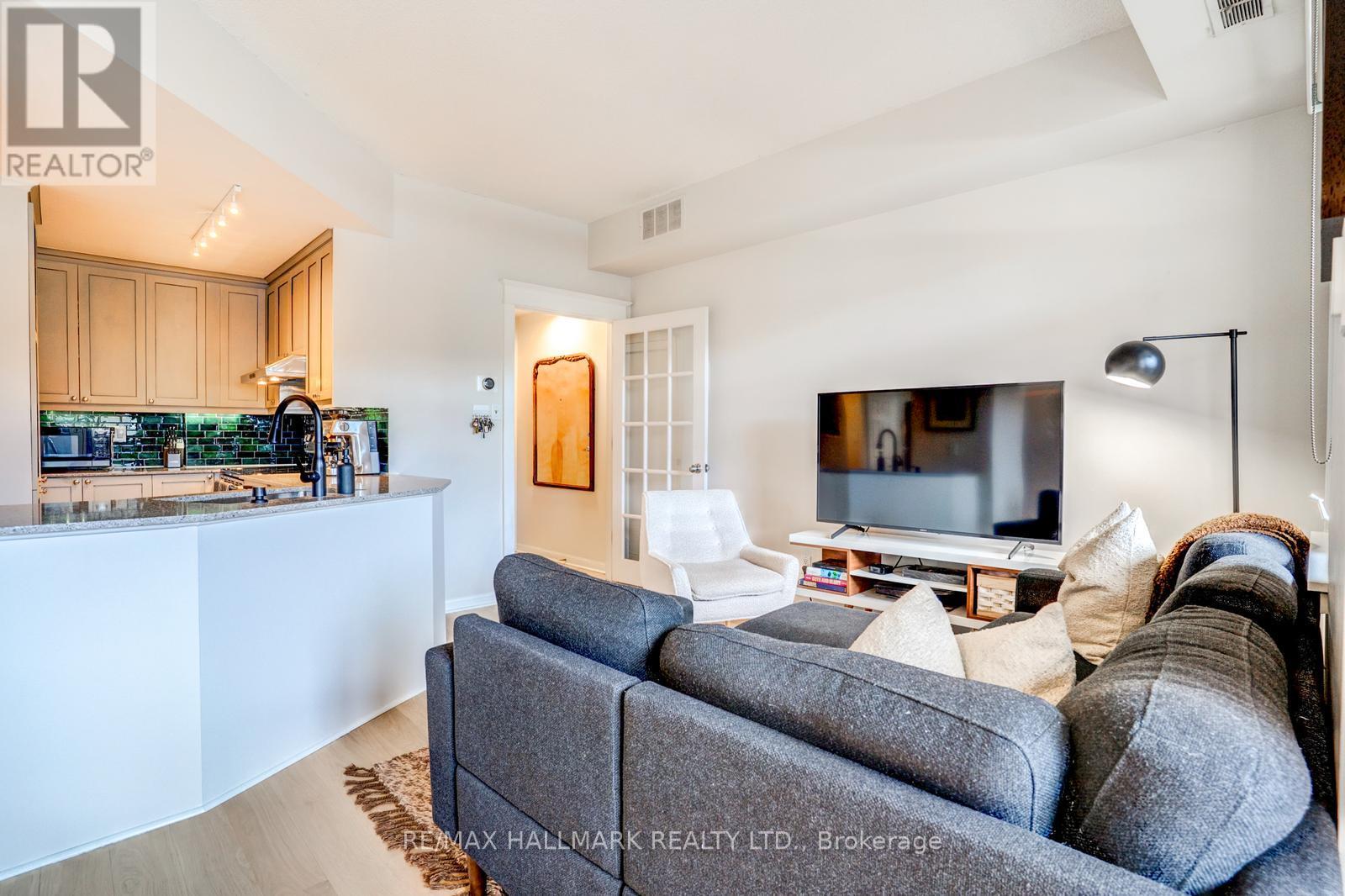 #433 550 FRONT STREET W - 9