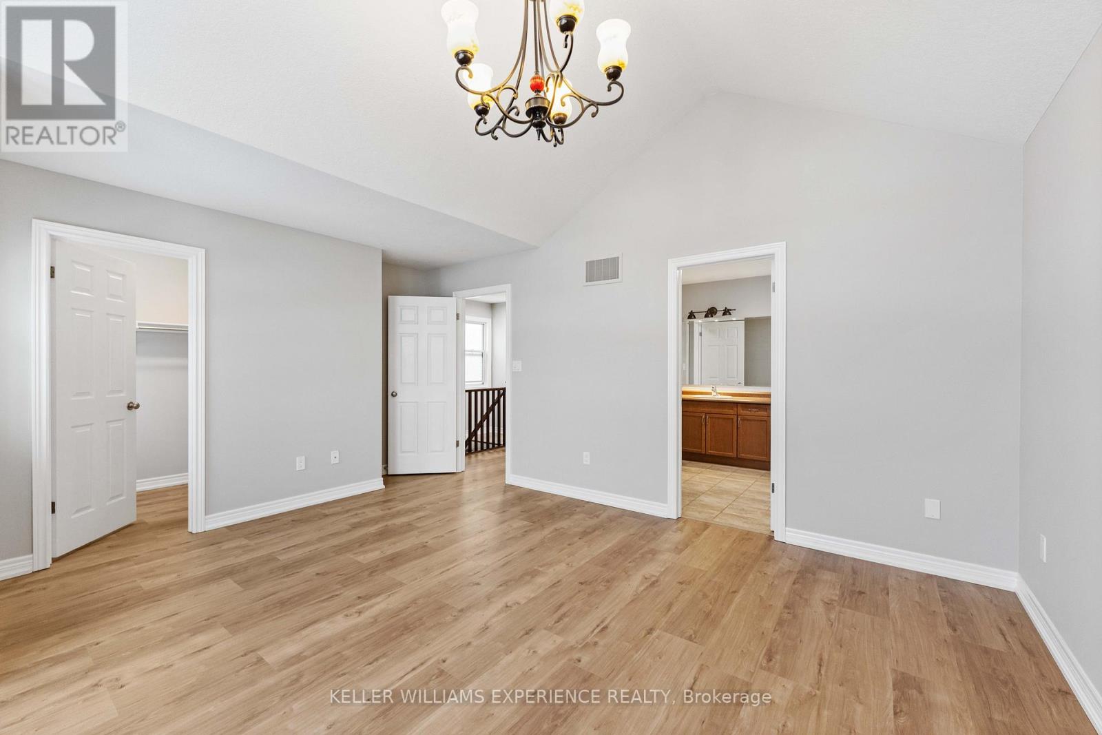 89 CONNOR AVENUE — photo 20