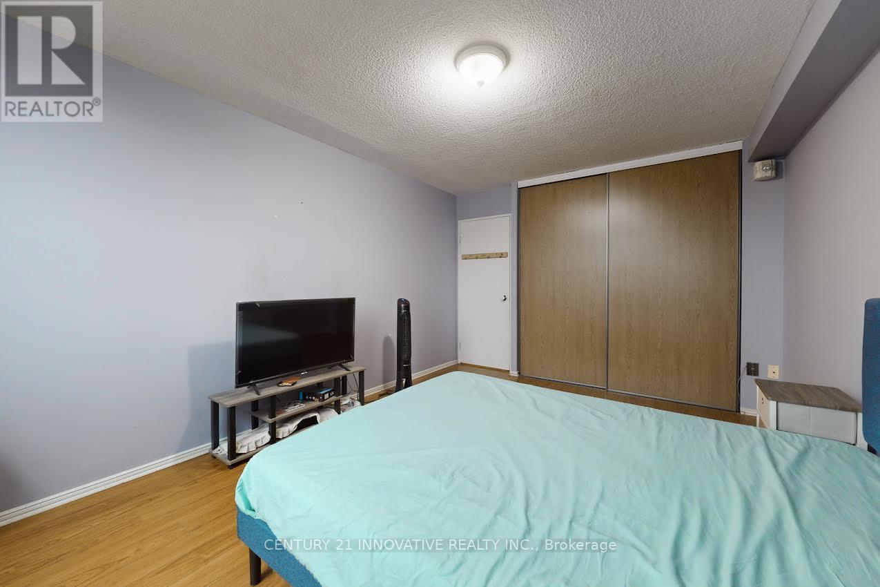 #205 101 PRUDENTIAL DRIVE - 23
