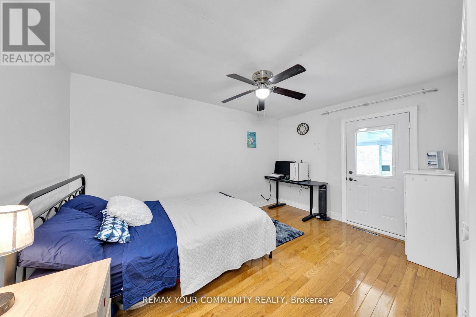 1192 WARDEN AVENUE - 19