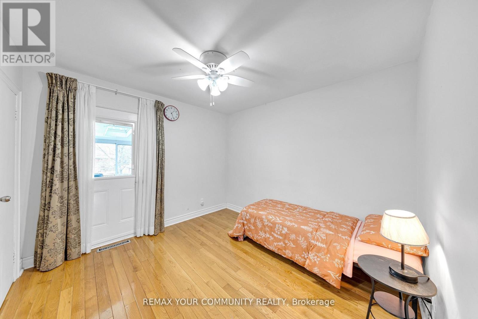 1192 WARDEN AVENUE - 20