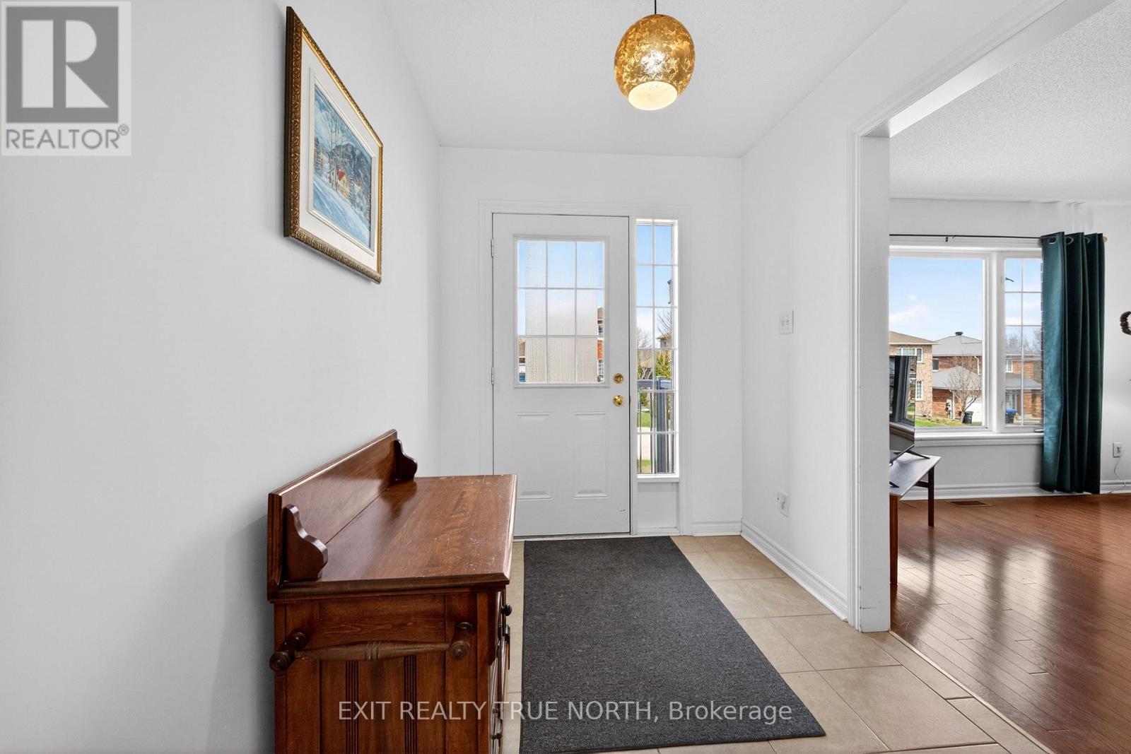 1021 WHITNEY CRESCENT - 2