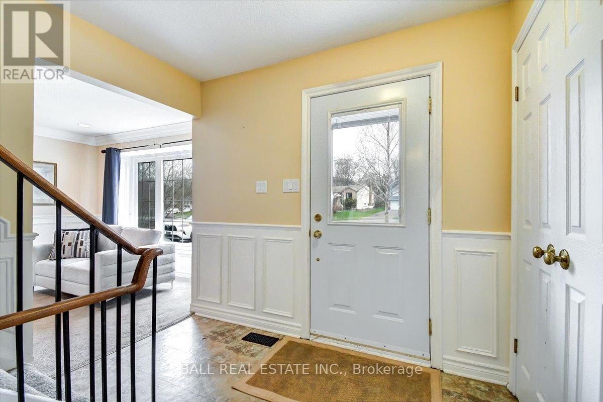 27 BLACKSTONE COURT - 6