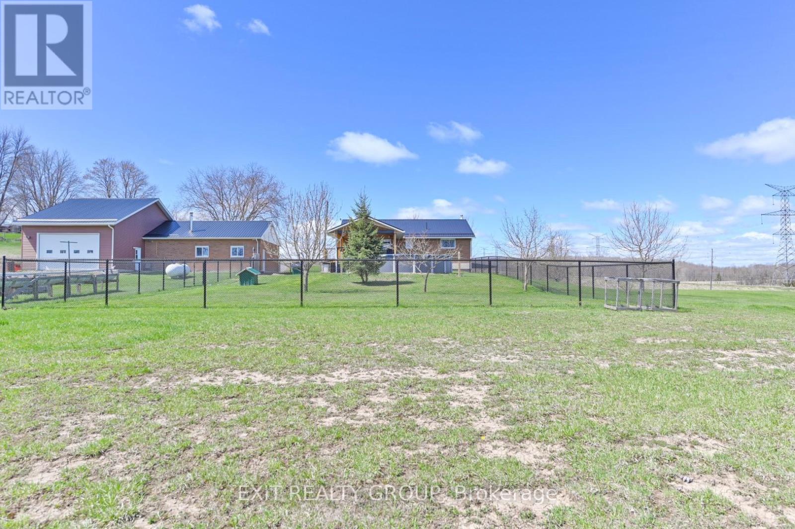 1690 WALLBRIDGE LOYALIST ROAD - 35