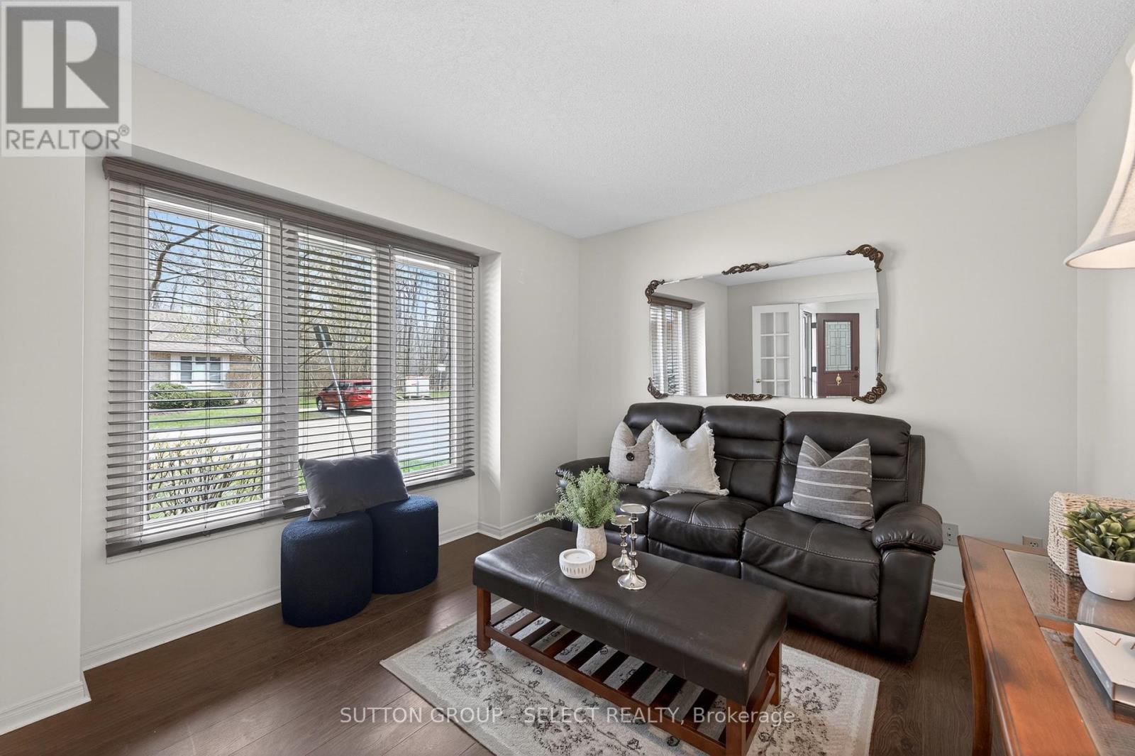 19 - 70 GLENROY ROAD — photo 11