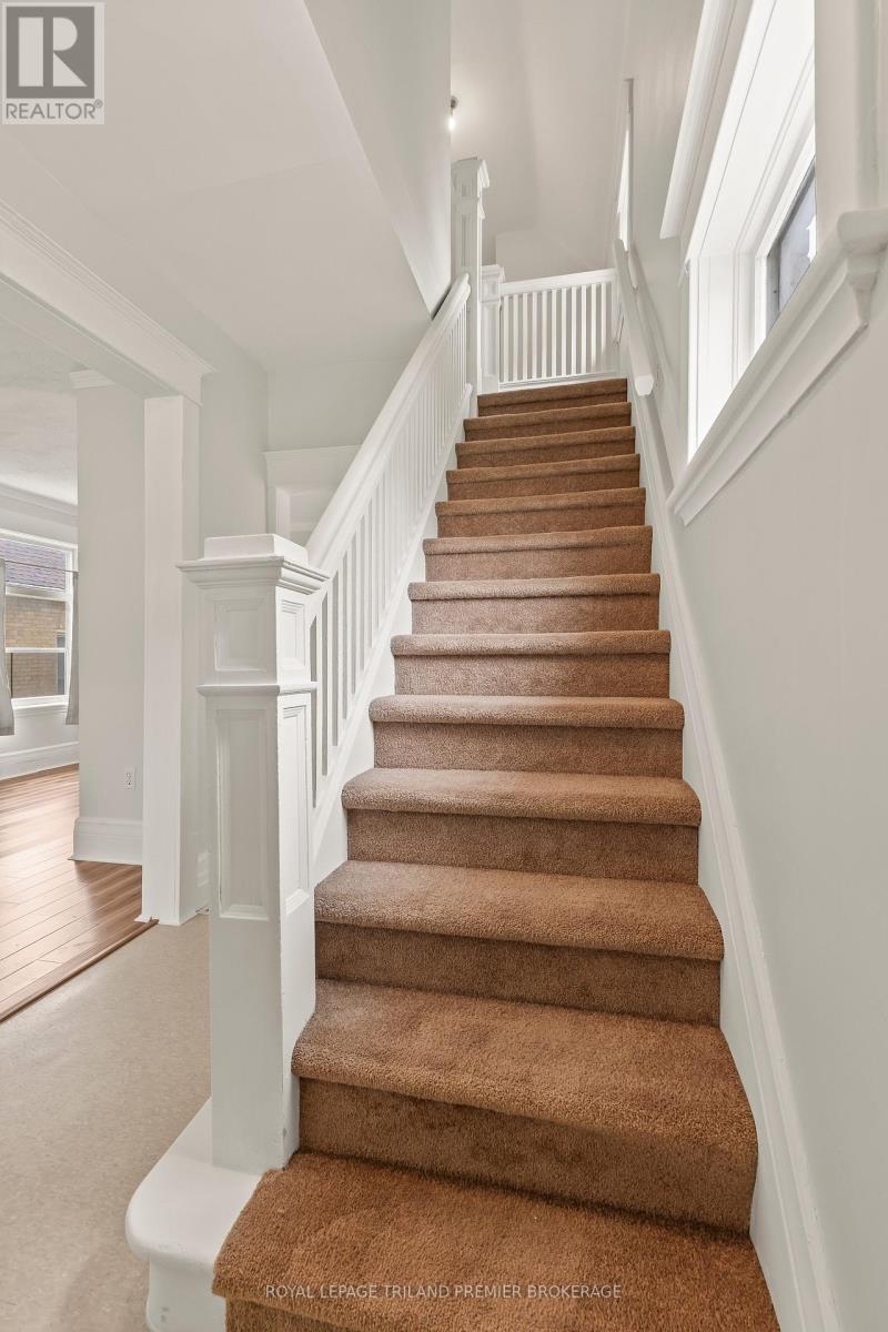 653 PRINCESS AVENUE - 20