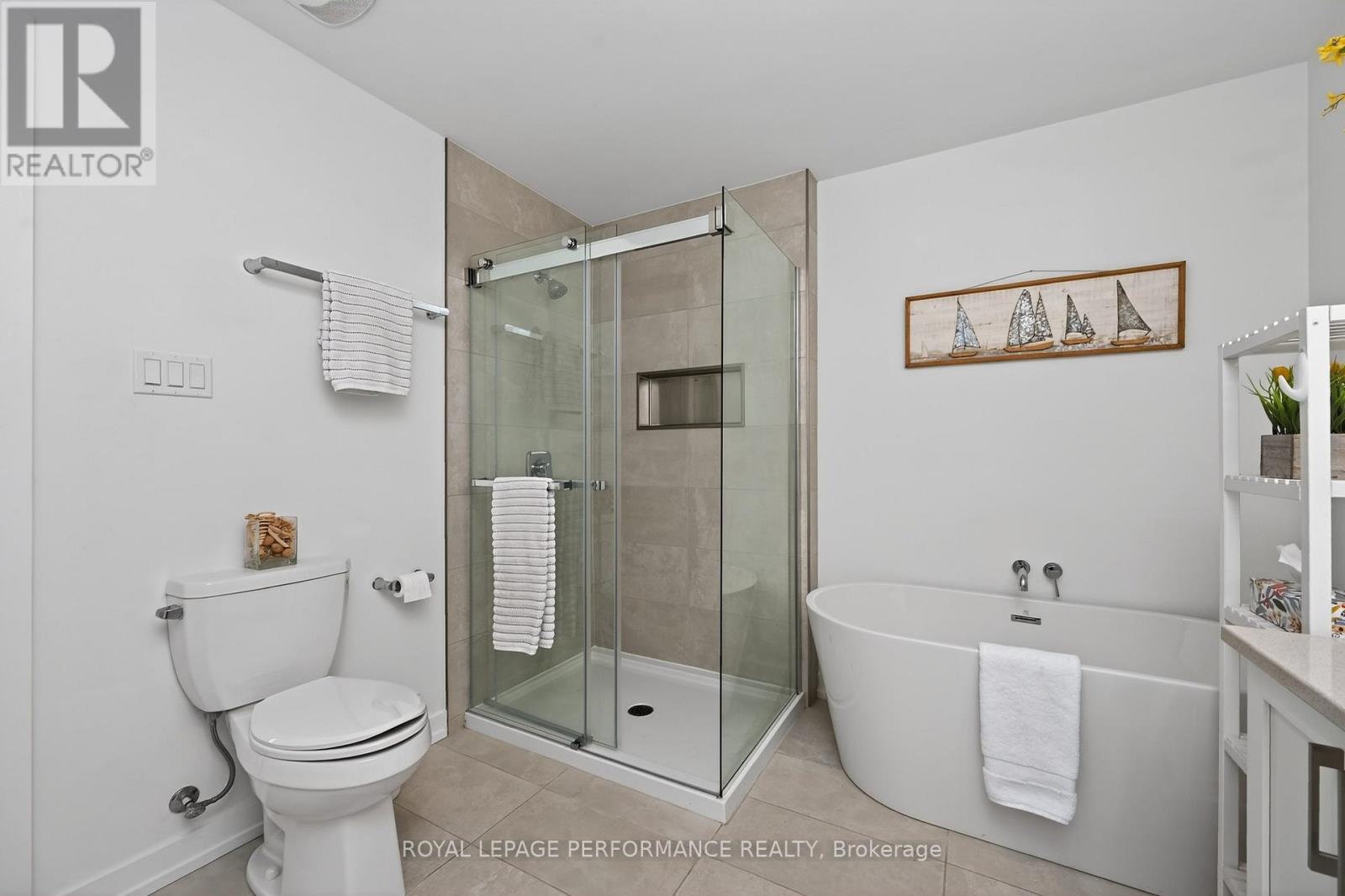 202 - 83 ST MORITZ TRAIL — photo 19