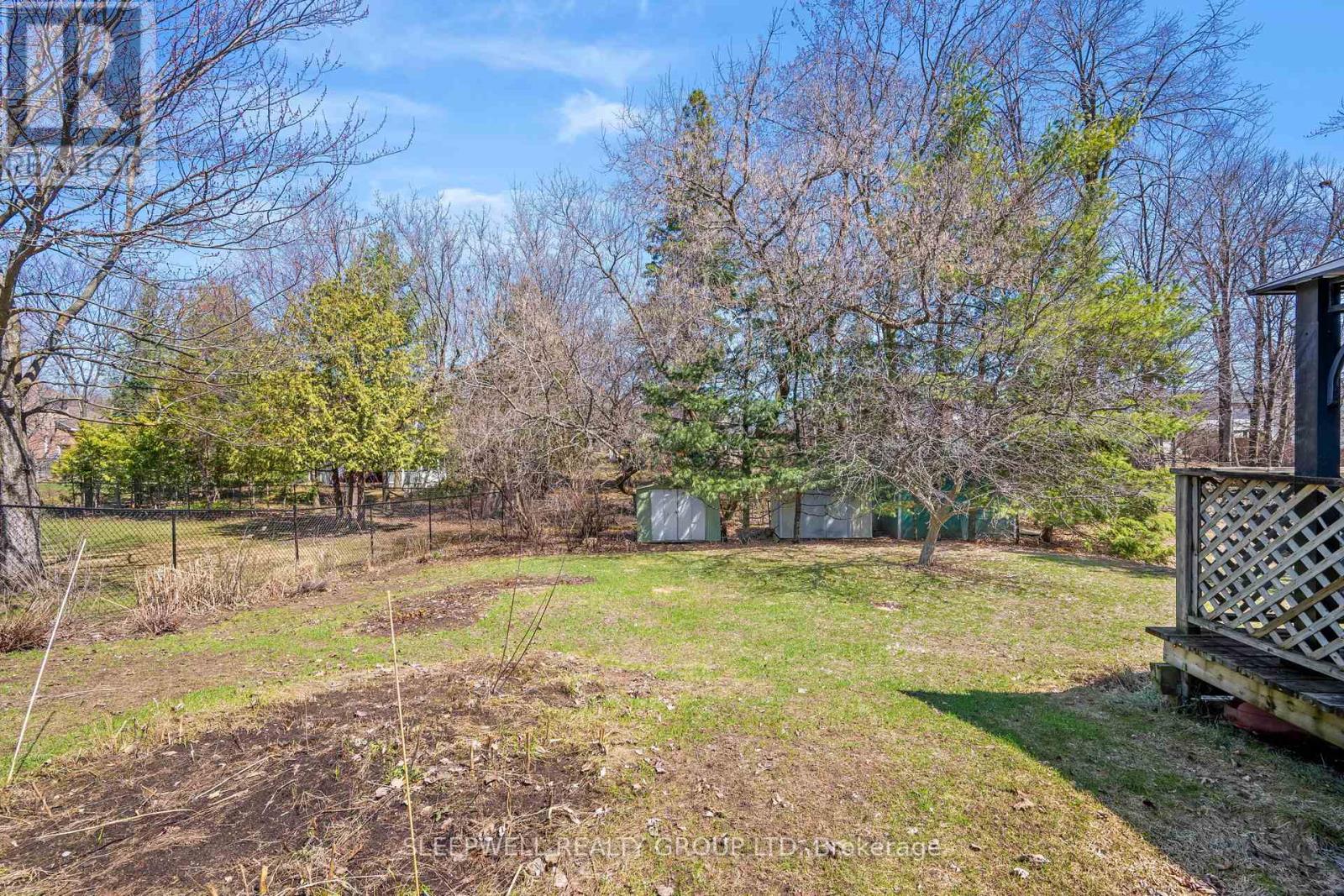 25 BASSWOOD AVENUE — photo 28