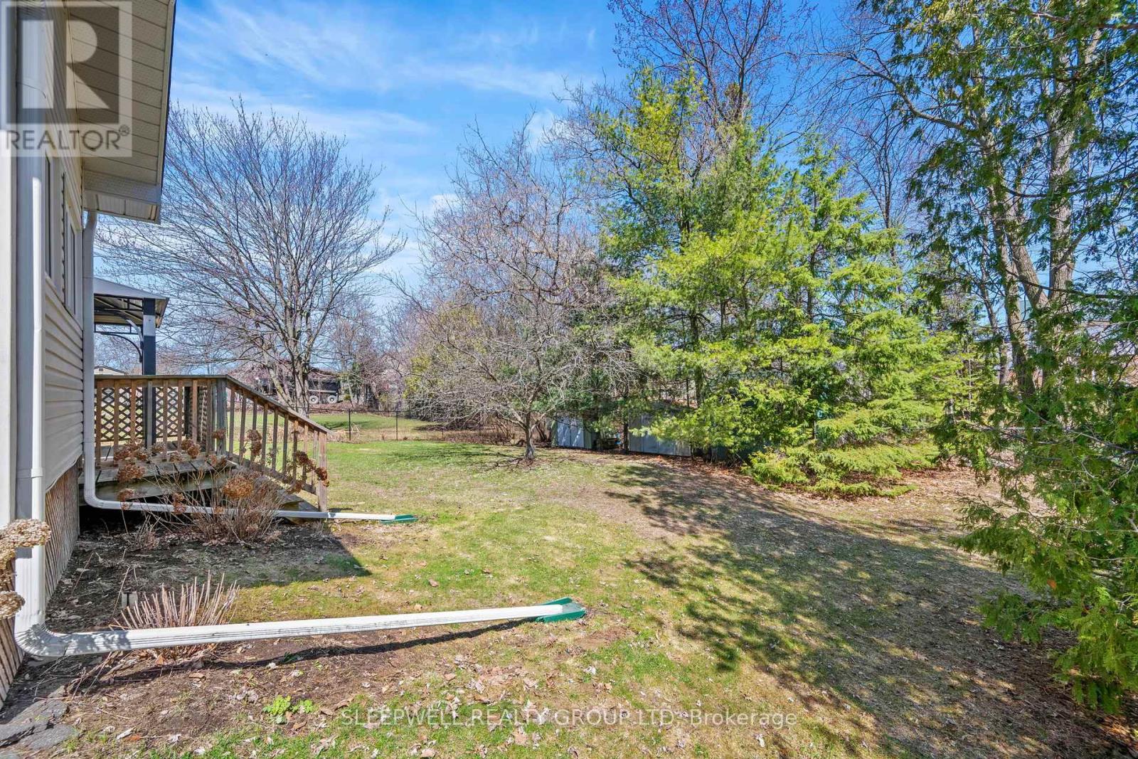 25 BASSWOOD AVENUE — photo 29