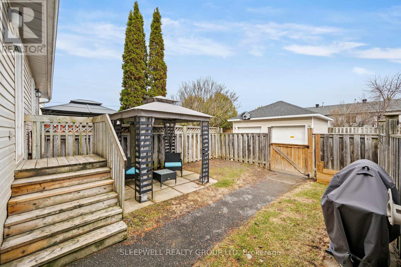11 JOHNSTON STREET — photo 28