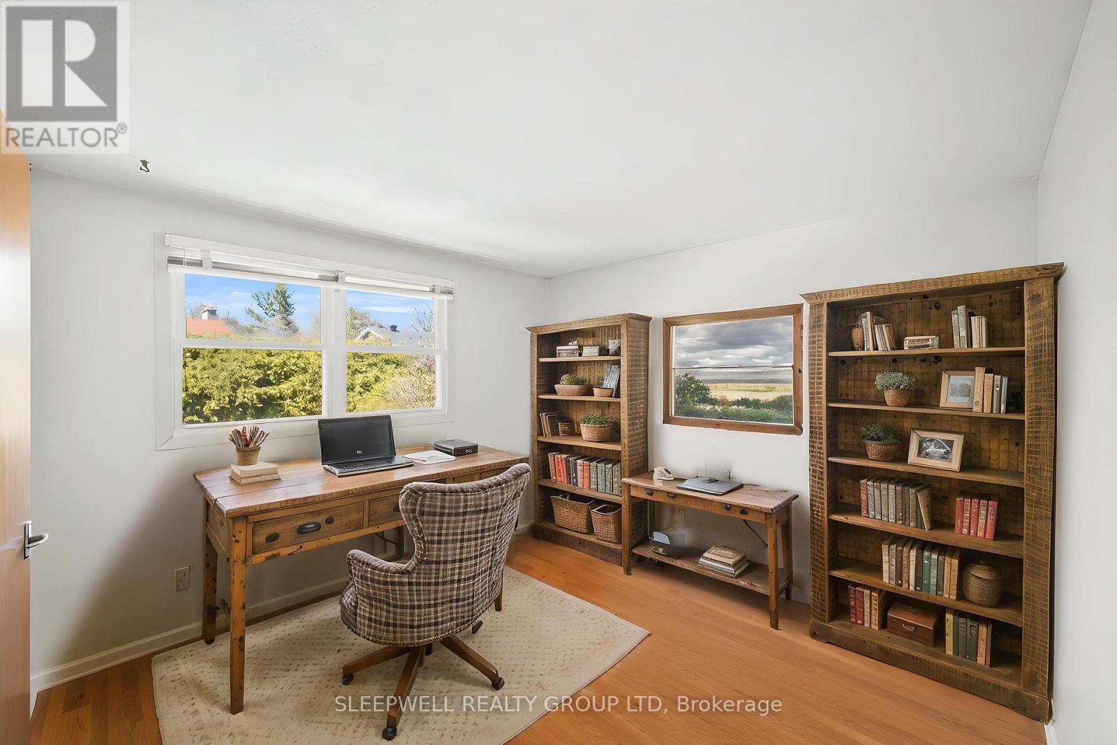 91 COUNTRY LANE W — photo 19