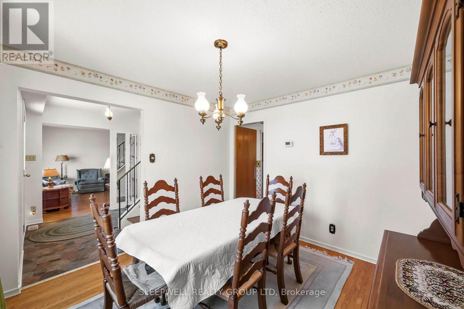 91 COUNTRY LANE W — photo 7