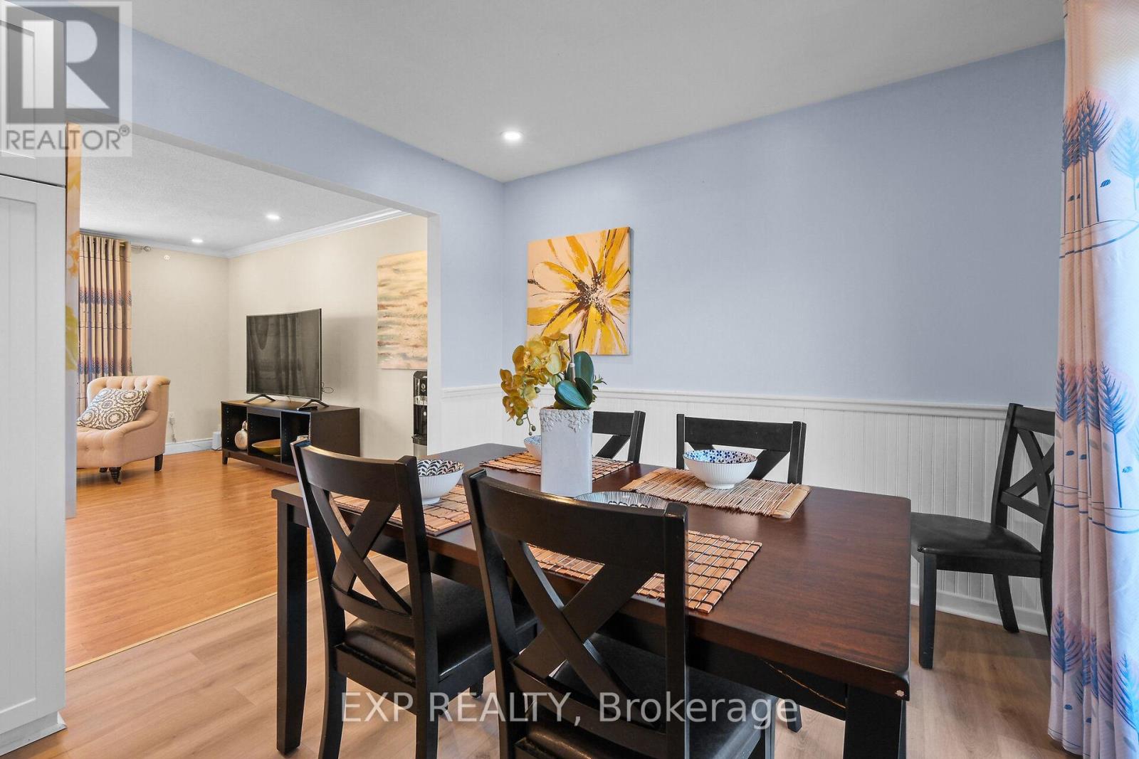 84 MARTIN STREET N - 12