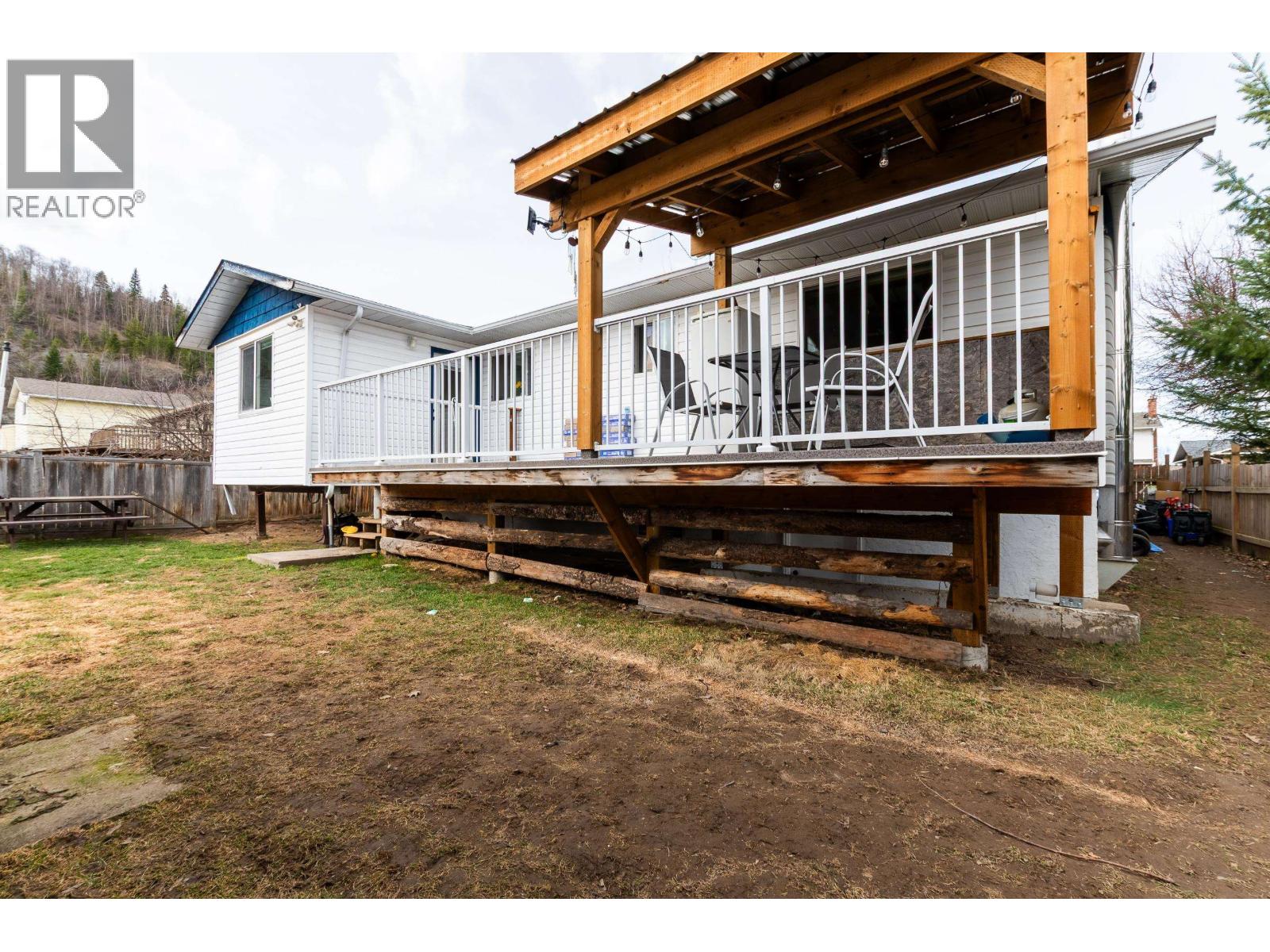 407 NEFF CRESCENT - 30