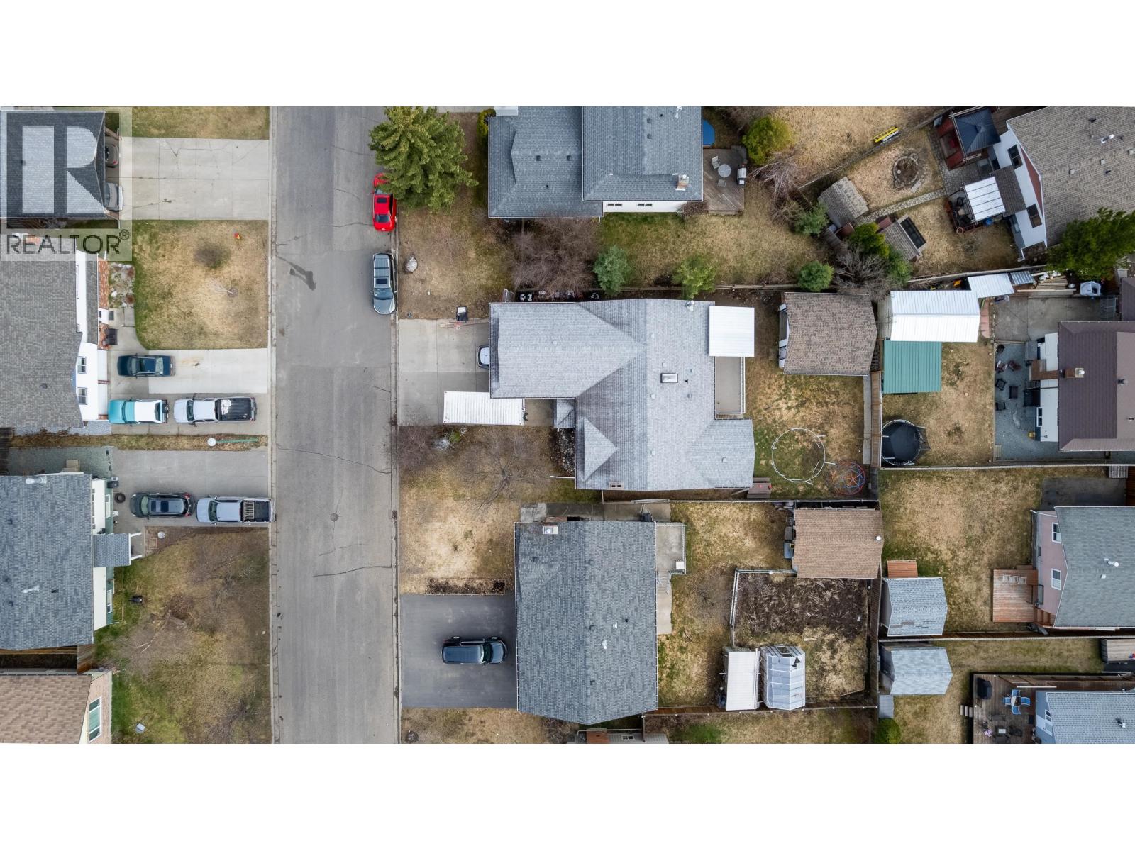 407 NEFF CRESCENT - 36