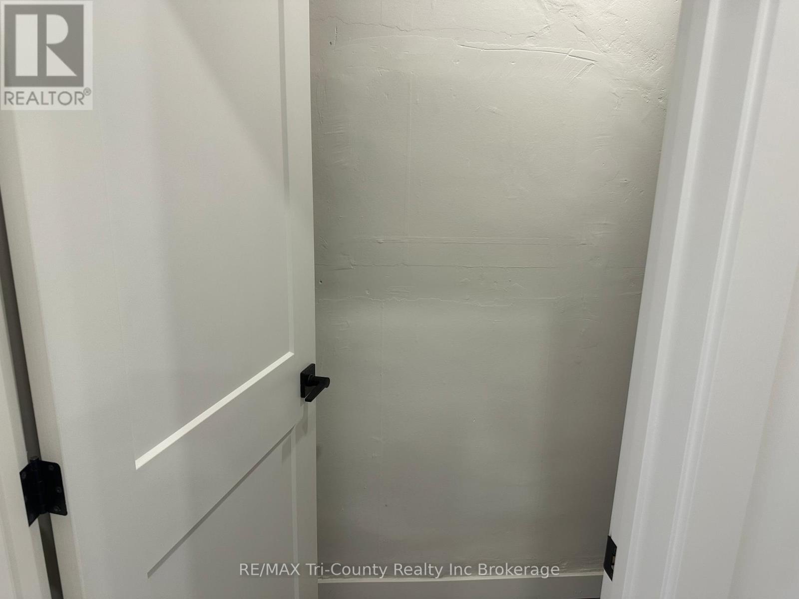 719 ELIAS STREET - 18
