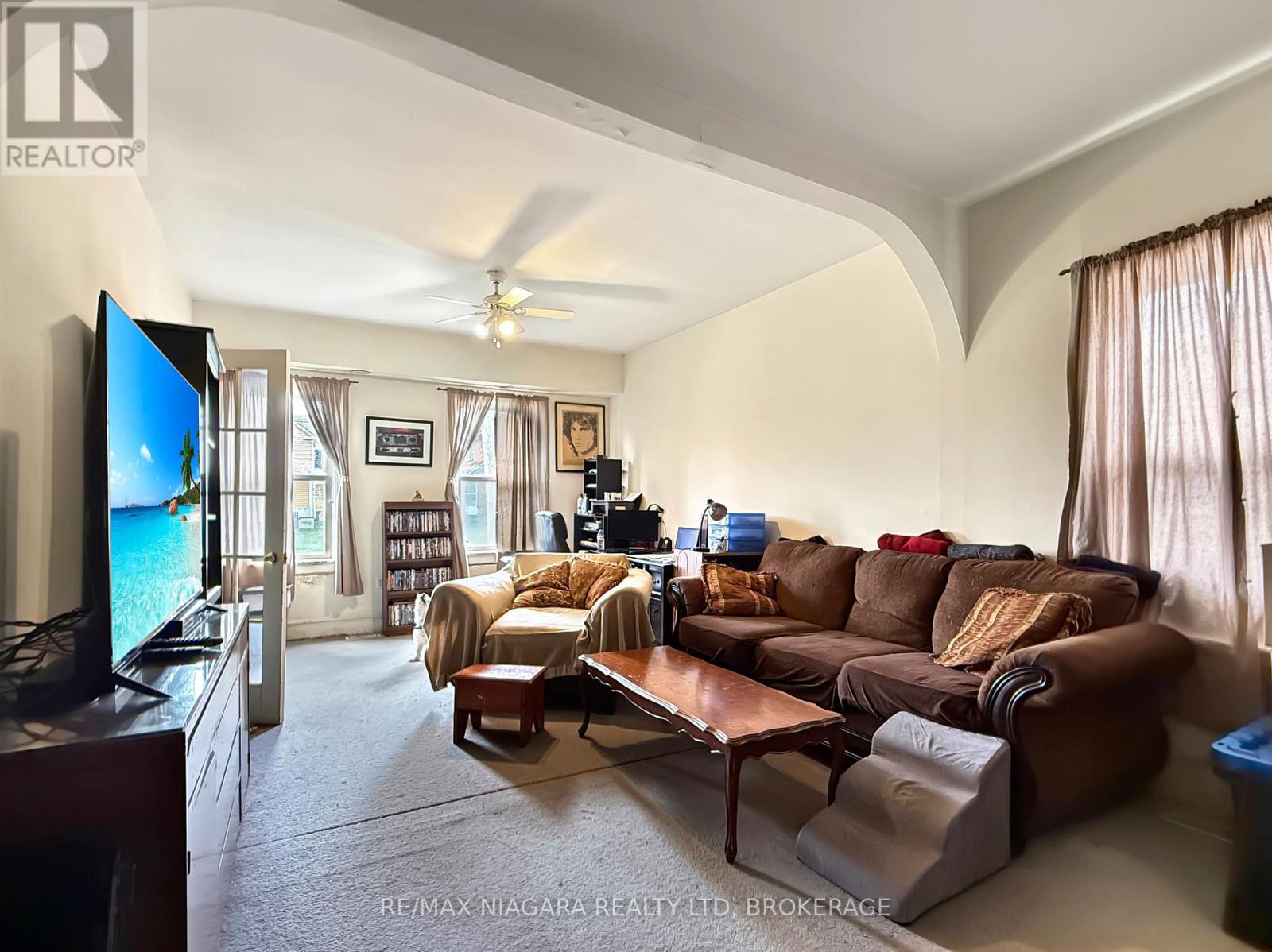 35 FORSYTHE STREET - 2