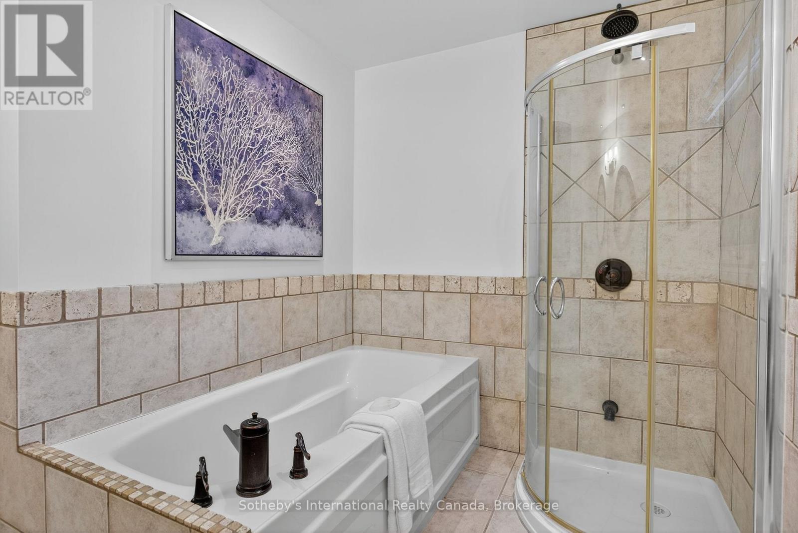 79 CAROLINE STREET W - 23