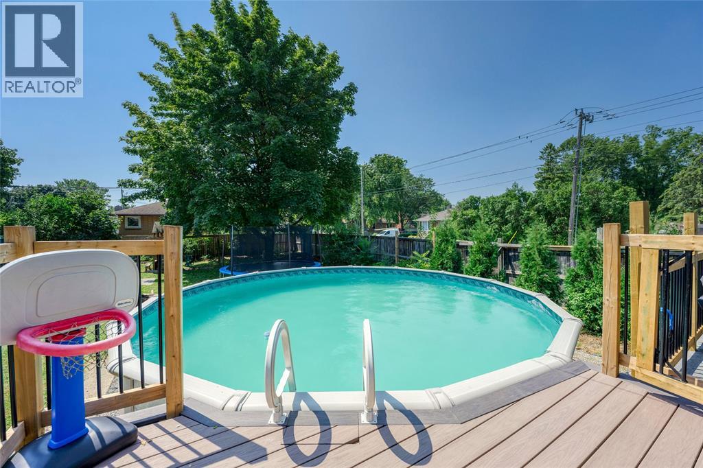 703 Wellington STREET, Sarnia, Ontario, N7T1J3 — Photo 11