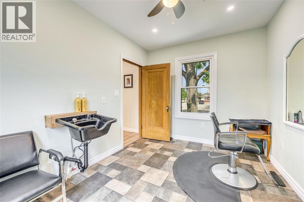 703 Wellington STREET, Sarnia, Ontario, N7T1J3 — Photo 31