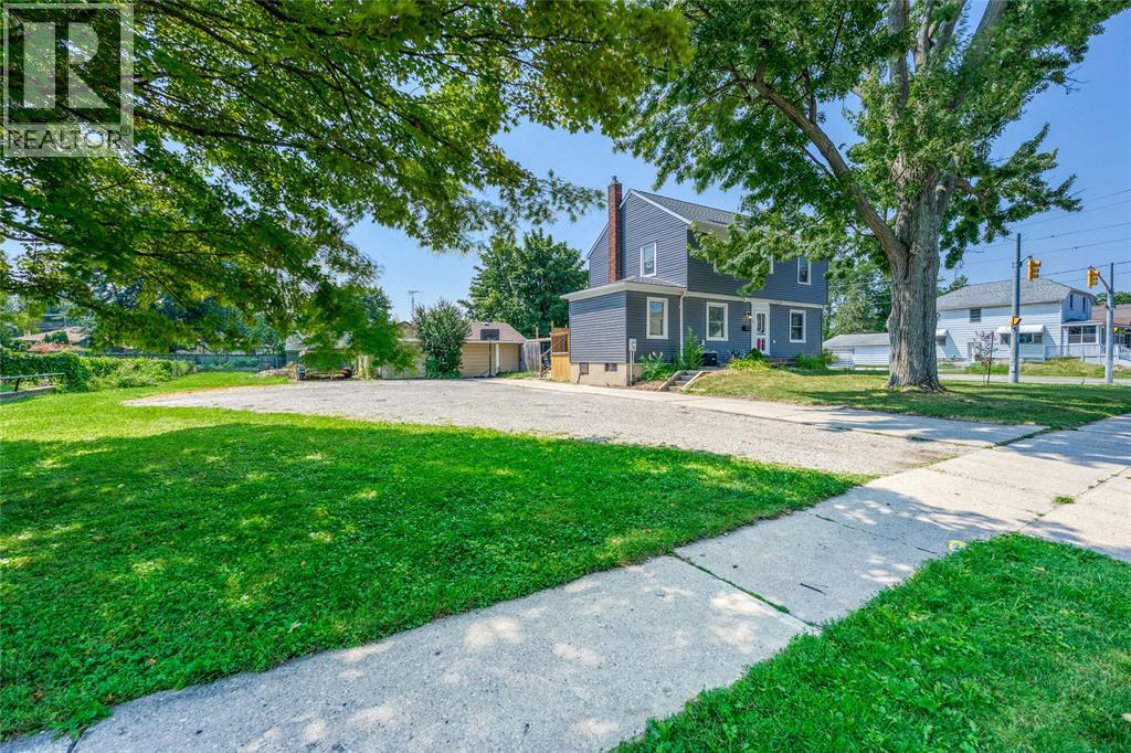 703 Wellington STREET, Sarnia, Ontario, N7T1J3 — Photo 4