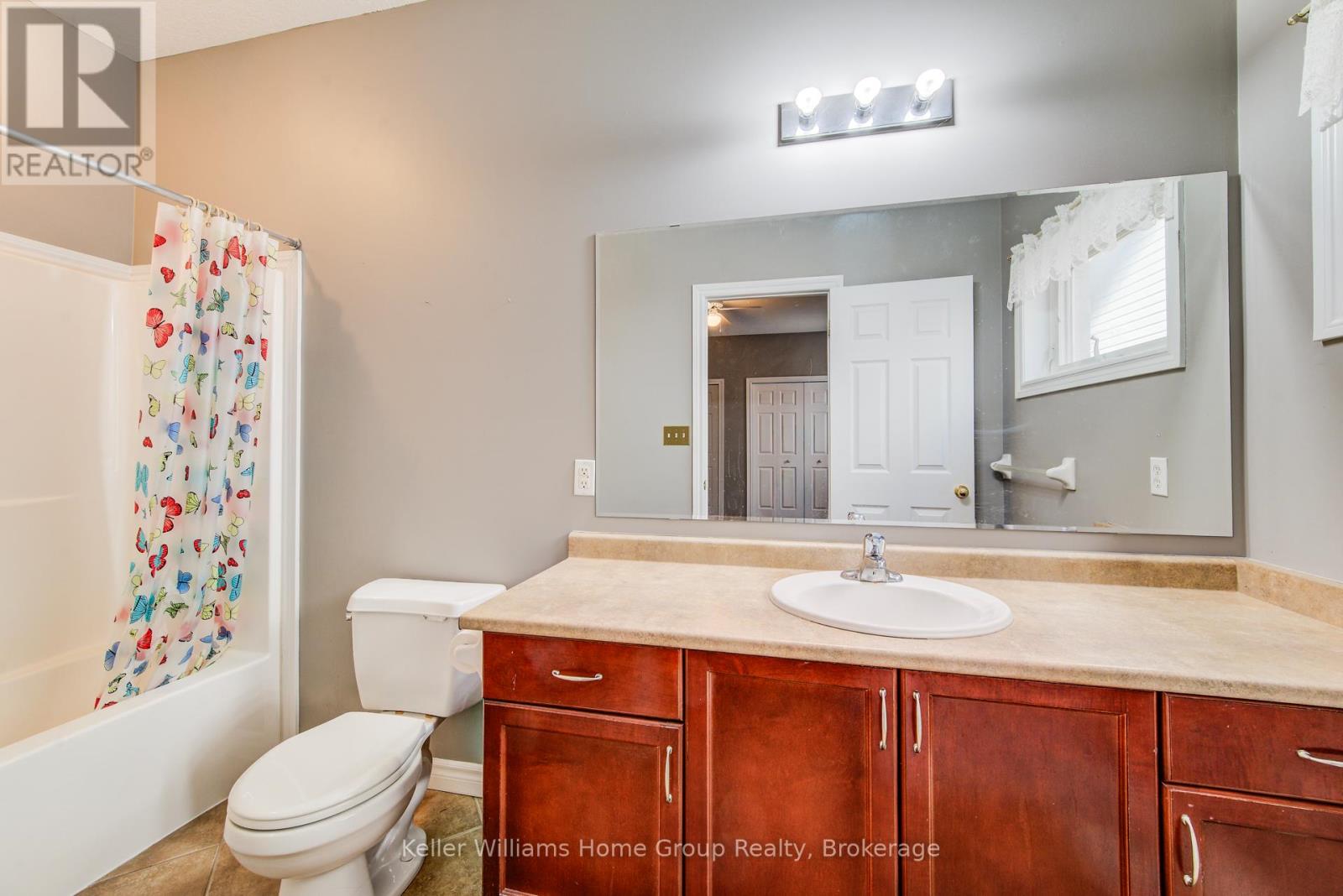 8 PRICE STREET - 22