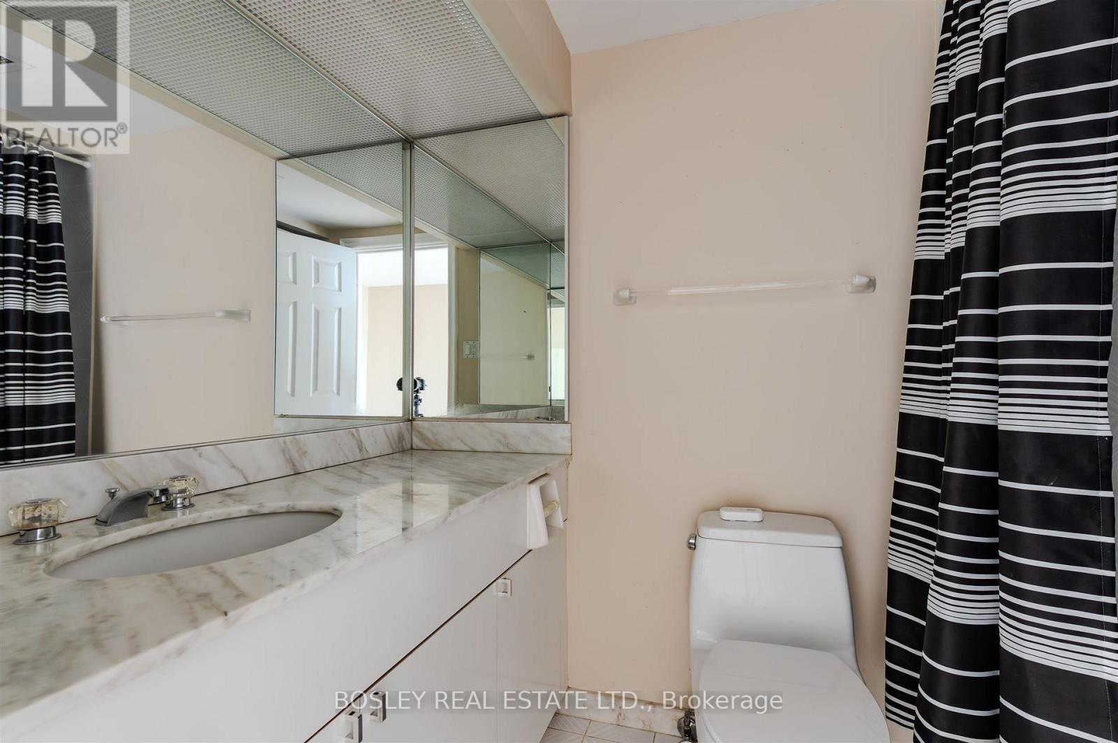 #2207 175 CUMBERLAND STREET - 18