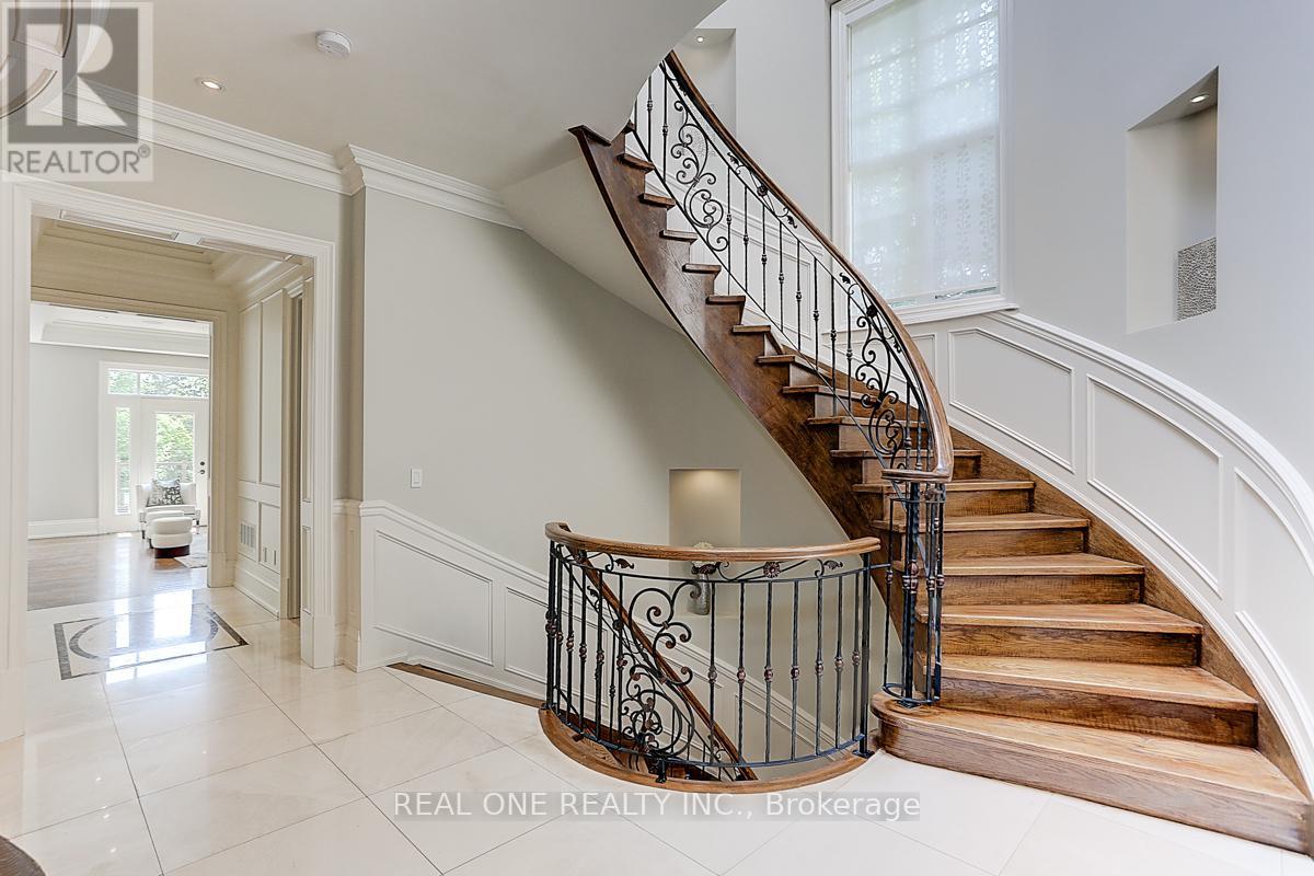 297 CHURCHILL AVENUE — photo 24