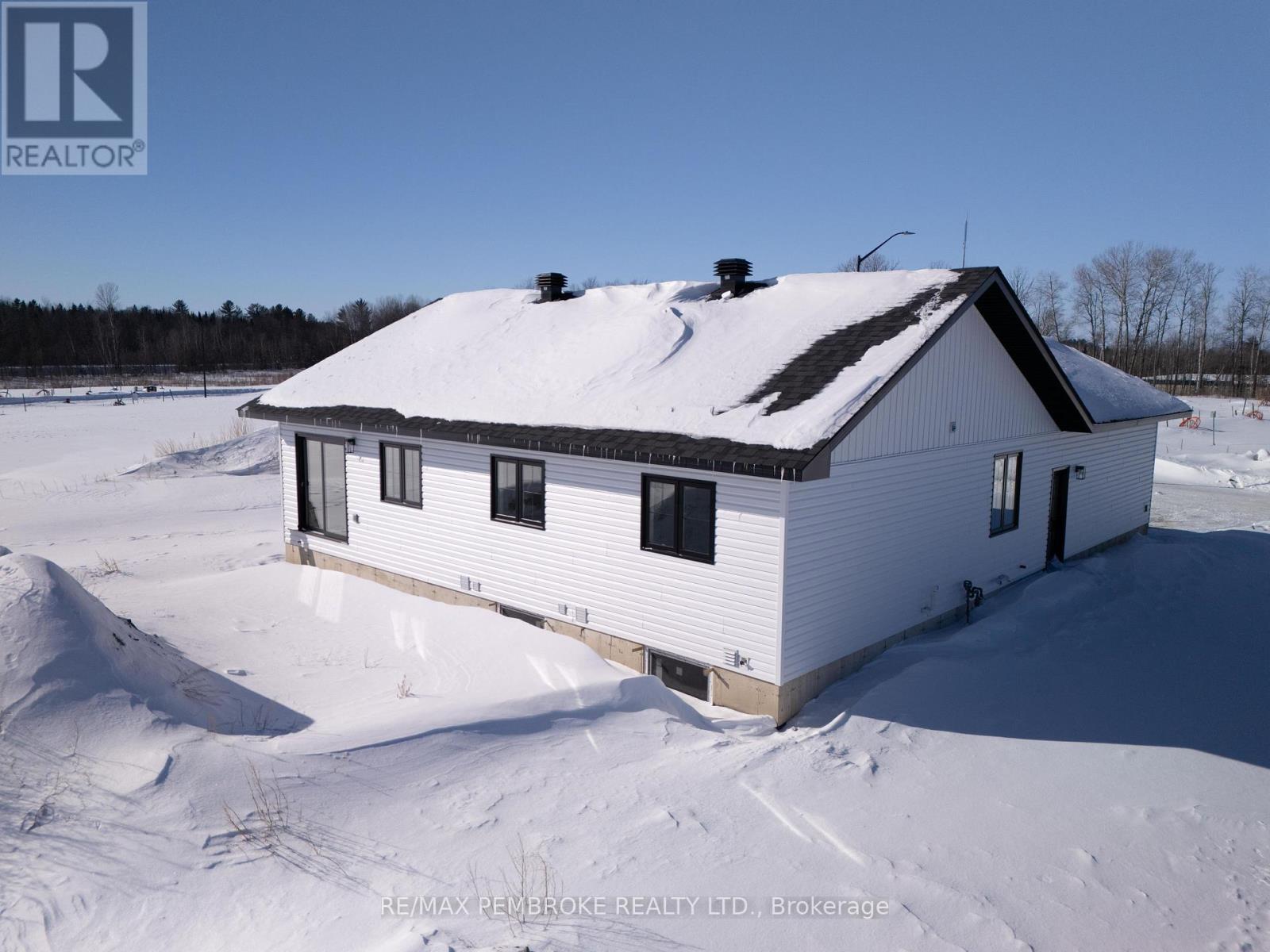 62 EDDY CRESCENT — photo 33