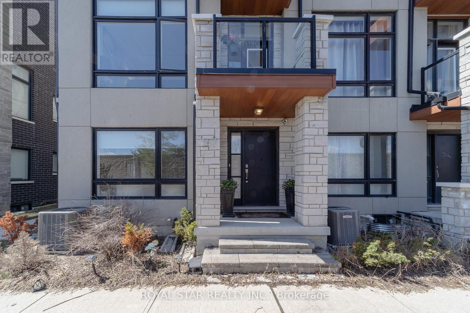 143 CARPACCIO AVENUE — photo 3