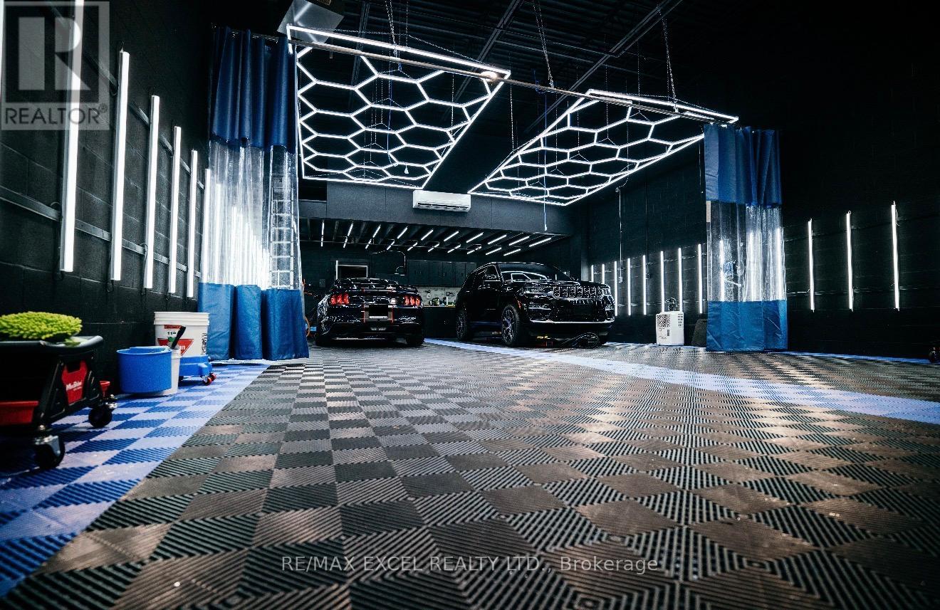 7 - 91 FERNSTAFF COURT