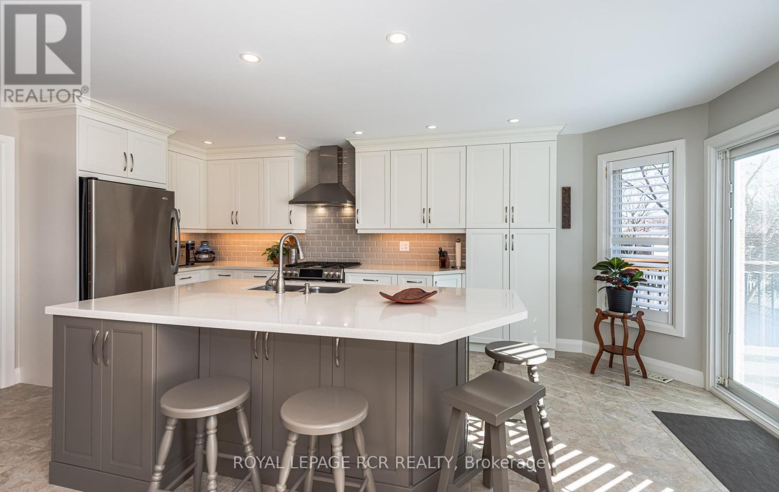 42 ALLENVALE DRIVE - 10