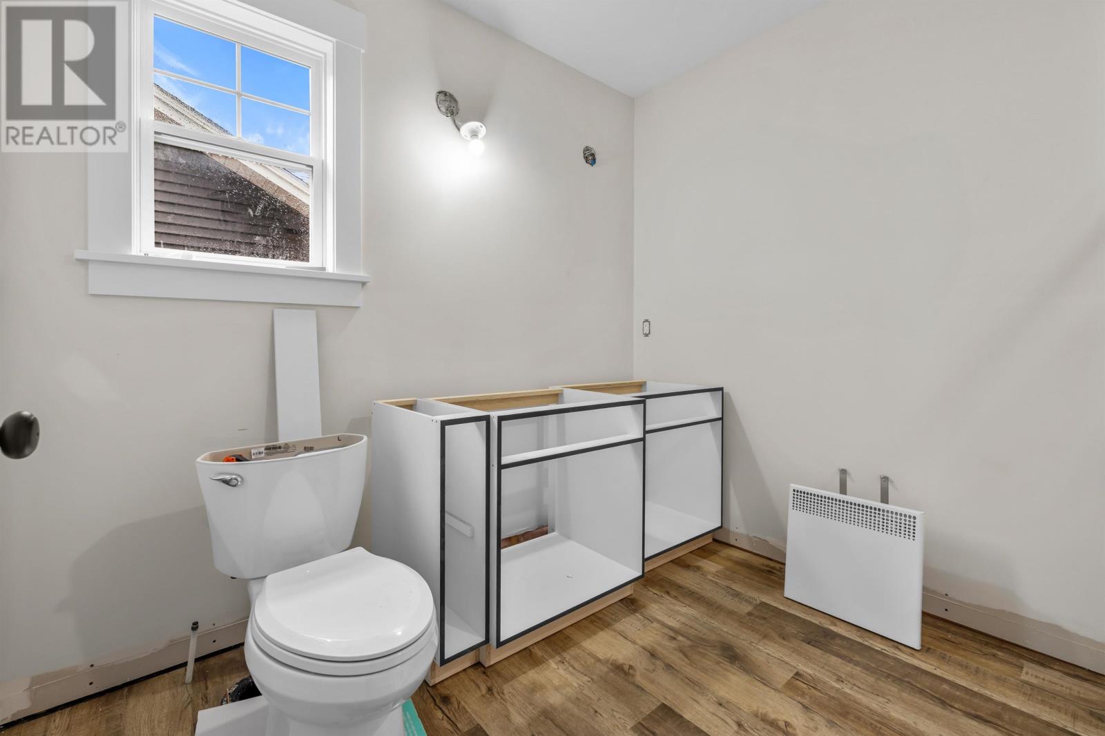 58 Alice Avenue — photo 14