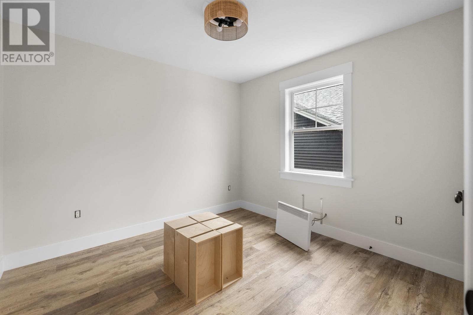 58 Alice Avenue — photo 6