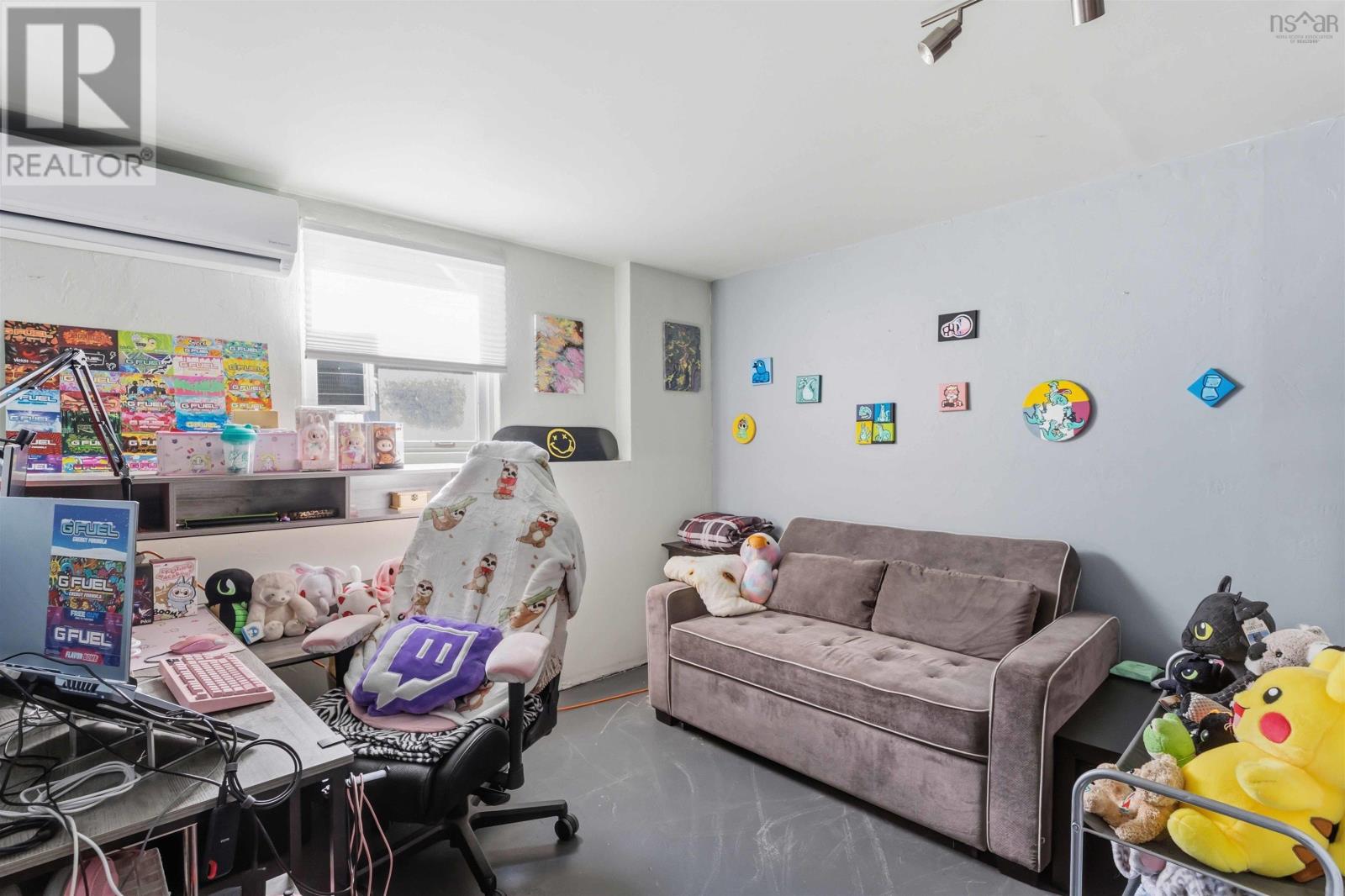 Property 32 of 45 of 909 Shawn Drive, Ravenwood