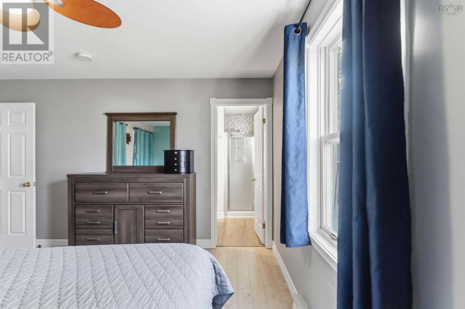 Property 22 of 45 of 909 Shawn Drive, Ravenwood