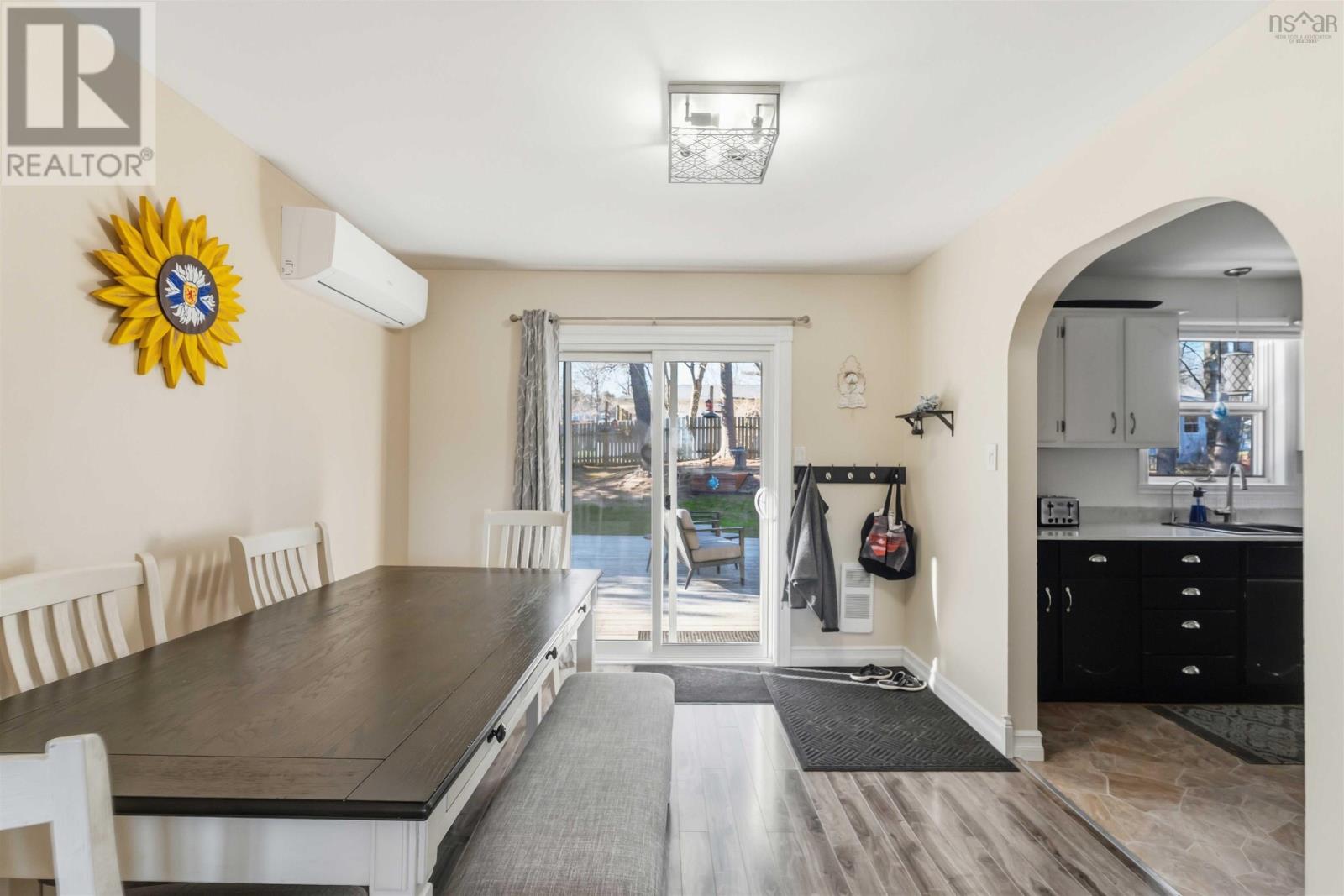 Property 14 of 45 of 909 Shawn Drive, Ravenwood