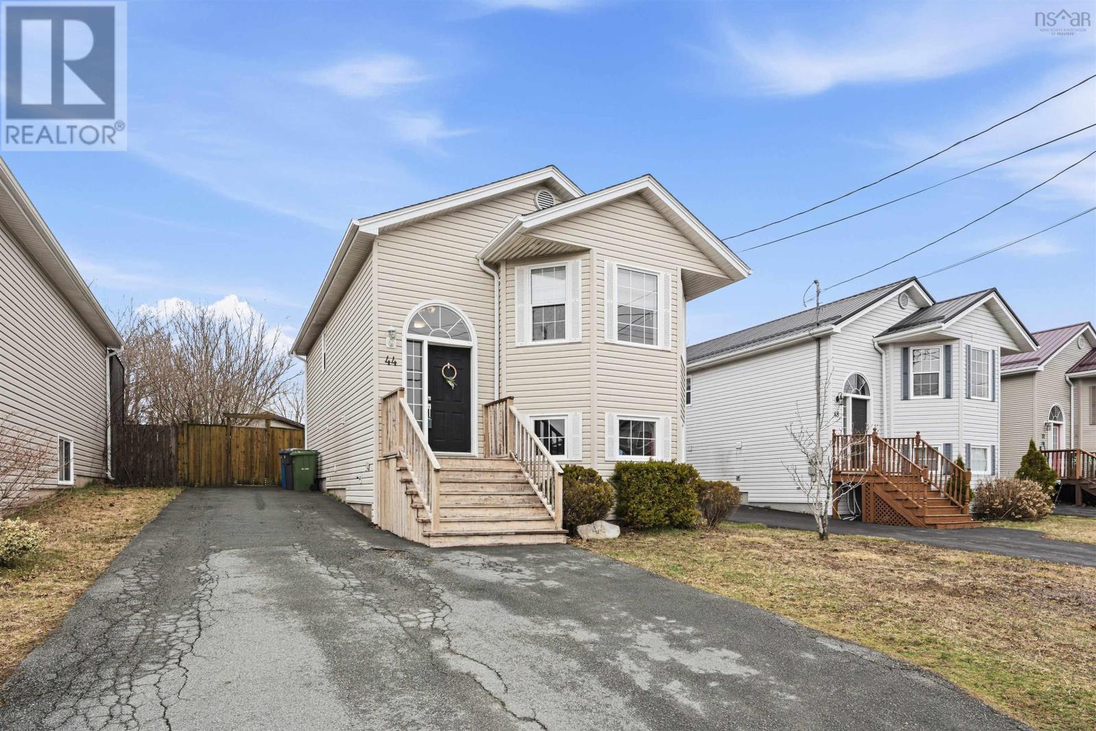 Property 21 of 21 of 44 Vicky Crescent