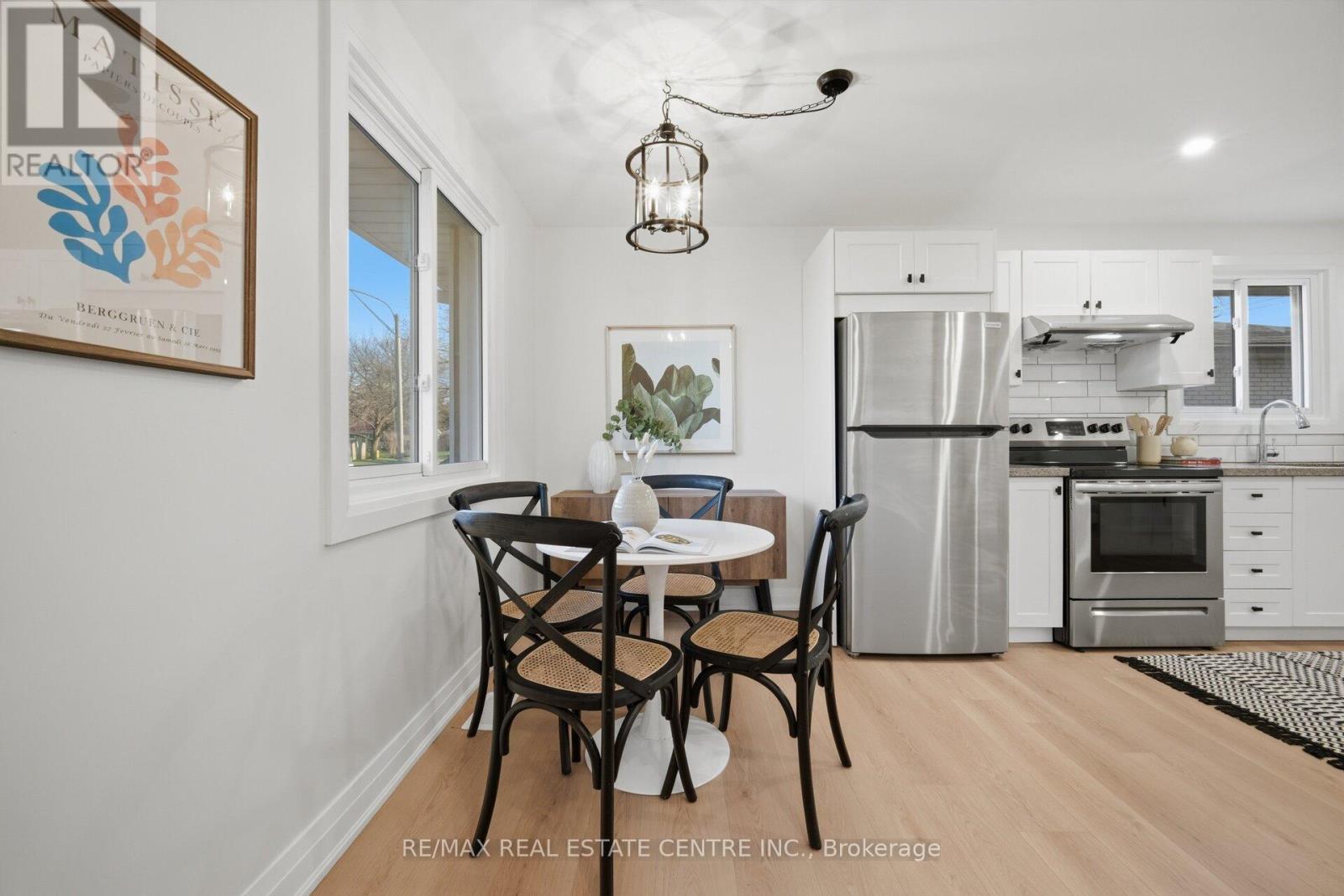 30 HIGHMAN AVENUE — photo 10