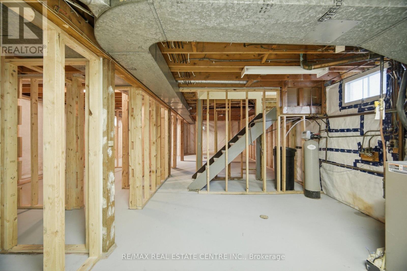 30 HIGHMAN AVENUE — photo 36