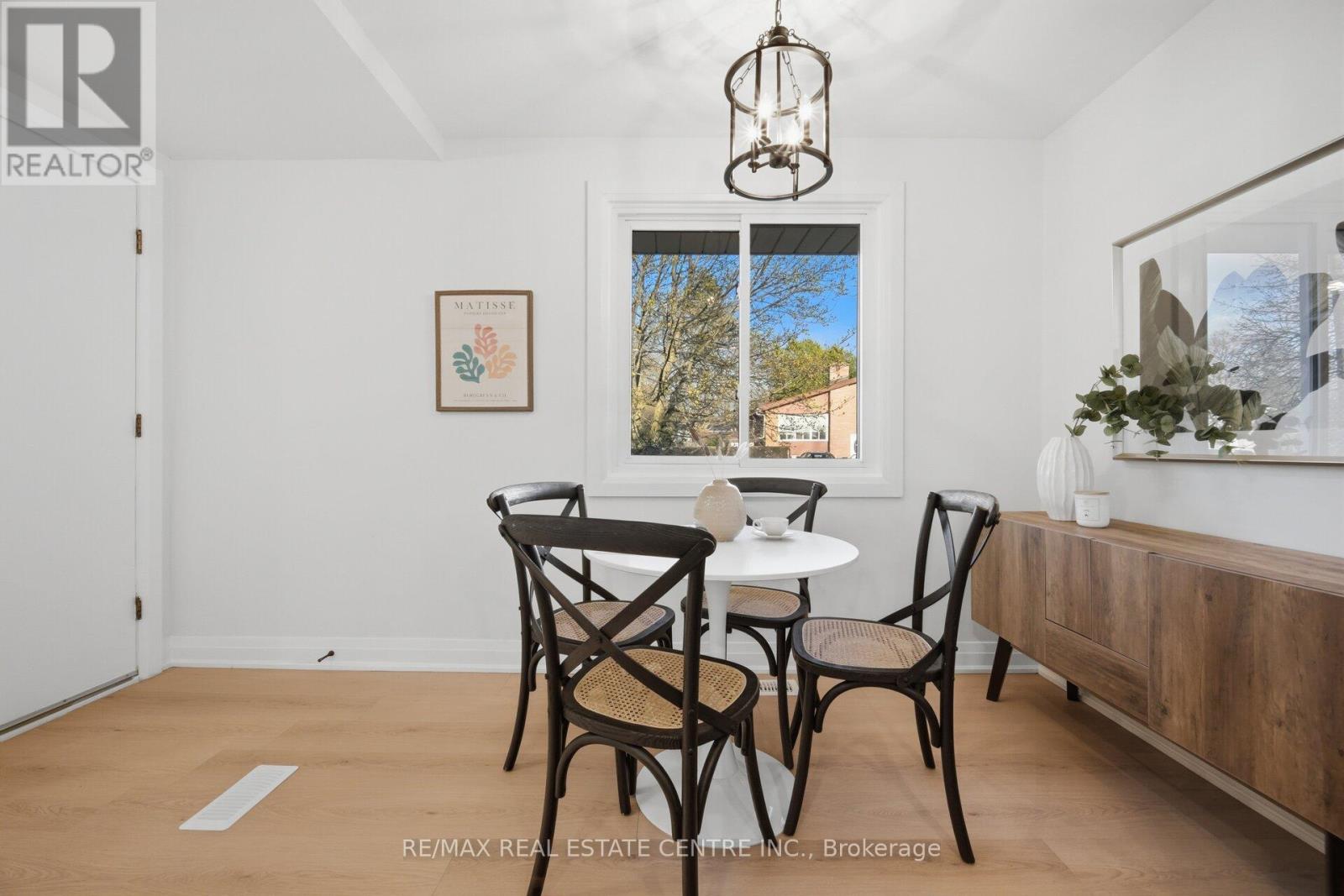 30 HIGHMAN AVENUE — photo 9