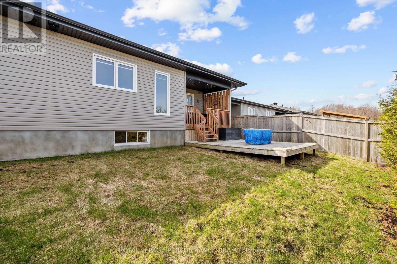 336 MOISSON STREET — photo 32