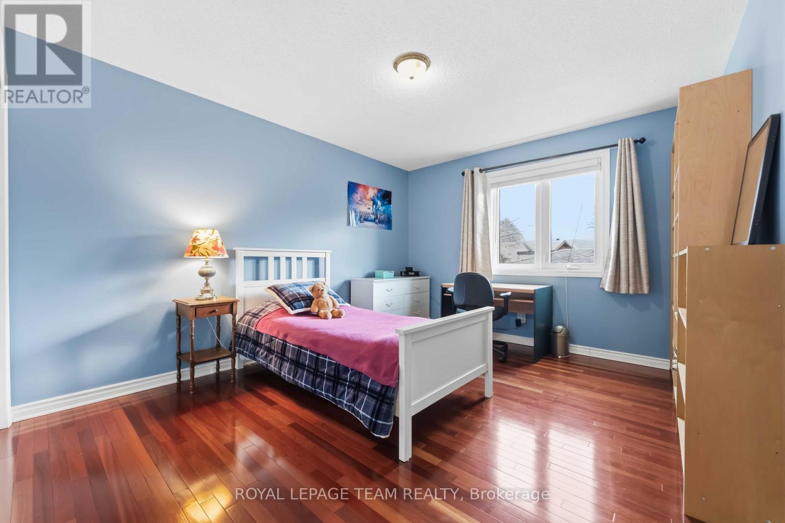 19 HACKETT STREET - 26